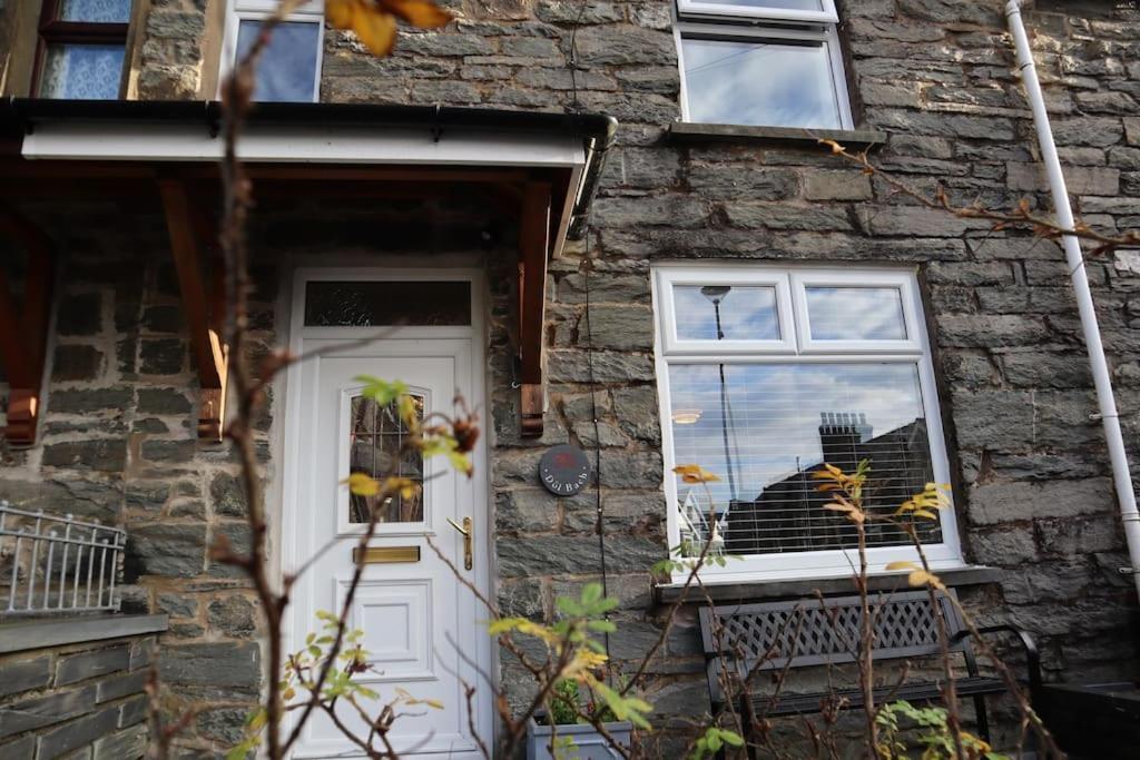 Dol Bach - Your Homely Welsh Cottage In The Heart Of Snowdonia Blaenau Ffestiniog Esterno foto
