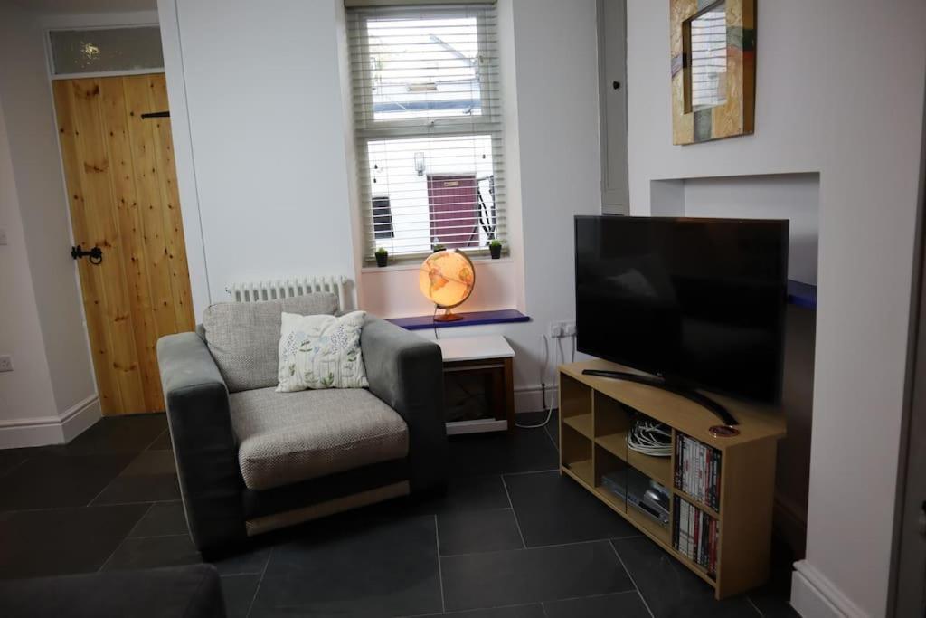 Dol Bach - Your Homely Welsh Cottage In The Heart Of Snowdonia Blaenau Ffestiniog Esterno foto