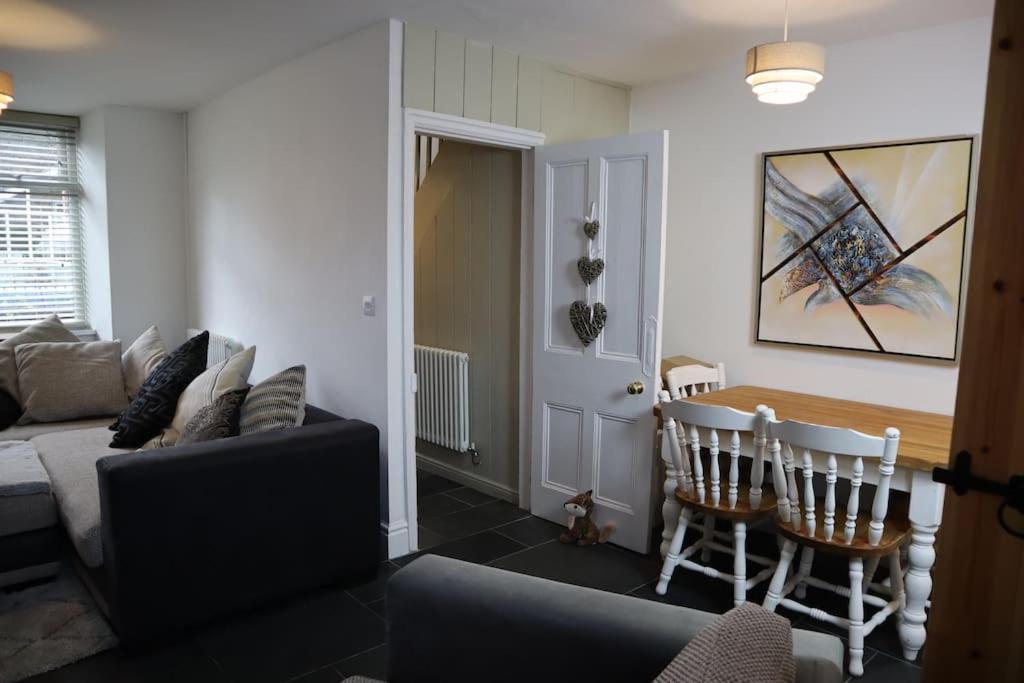 Dol Bach - Your Homely Welsh Cottage In The Heart Of Snowdonia Blaenau Ffestiniog Esterno foto